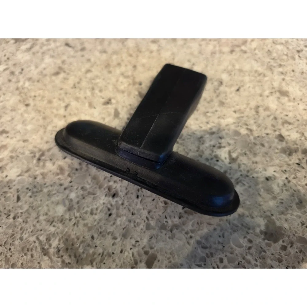 ACCESSORIES ONLY - BISSELL PET HAIR ERASER CORDLESS HAND VACUUM 2390A